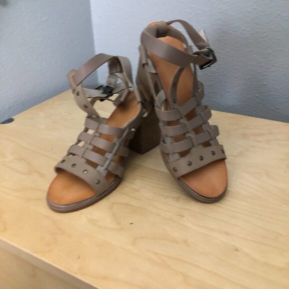 SEYCHELLES Studded & Ankle Wrap Heeled Sandals - Picture 3 of 13